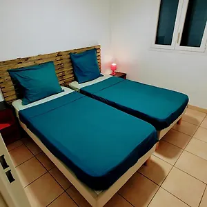 https://les-heliconias-residence-haut-de-gamme.comcaribbean.com