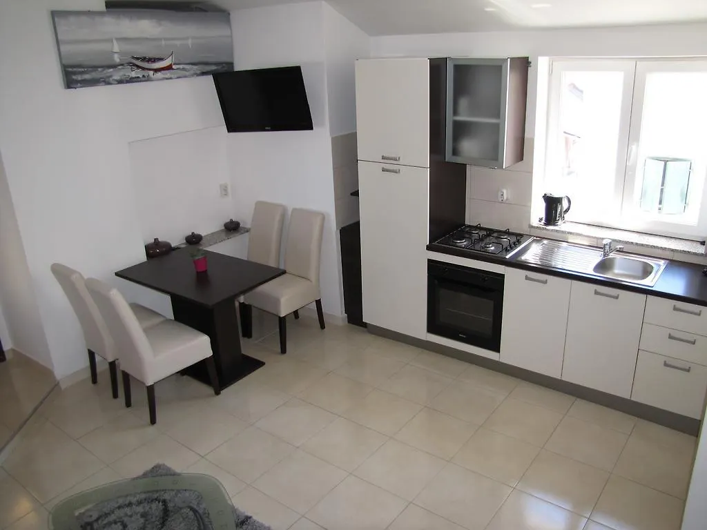 Apartments Marina Zadar 0*,  Croacia